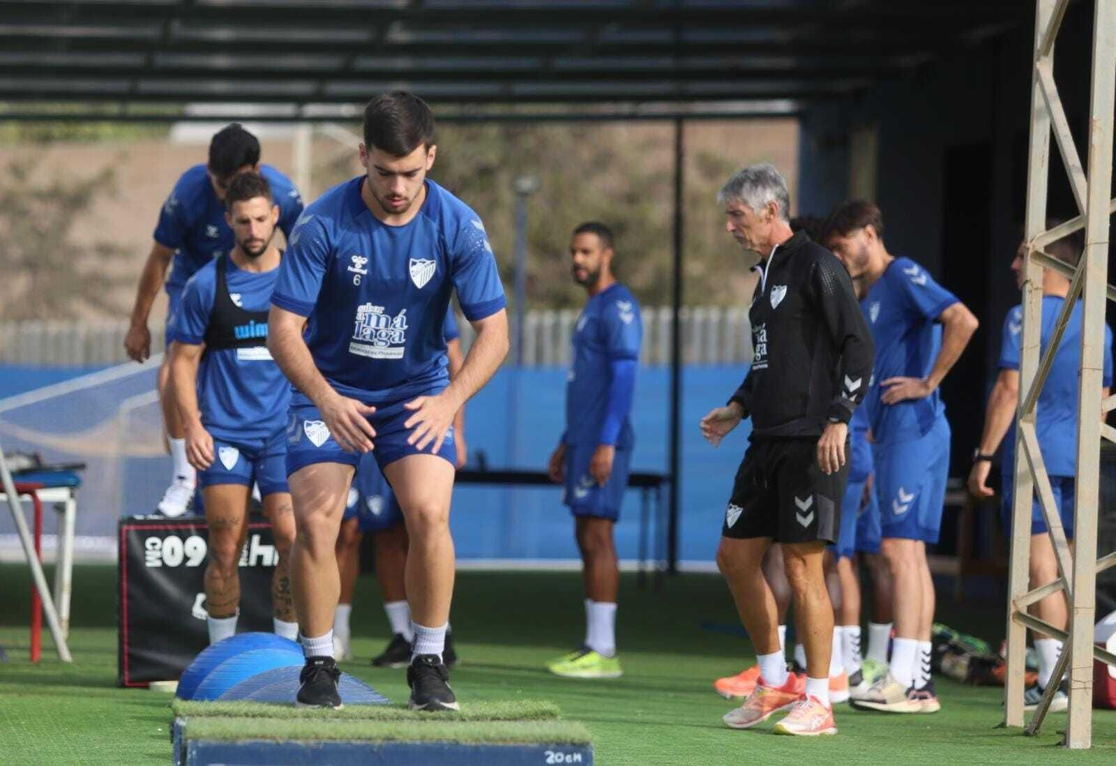 El Málaga CF vuelve al trabajo en La Federación El Málaga CF vuelve al trabajo en La Federación