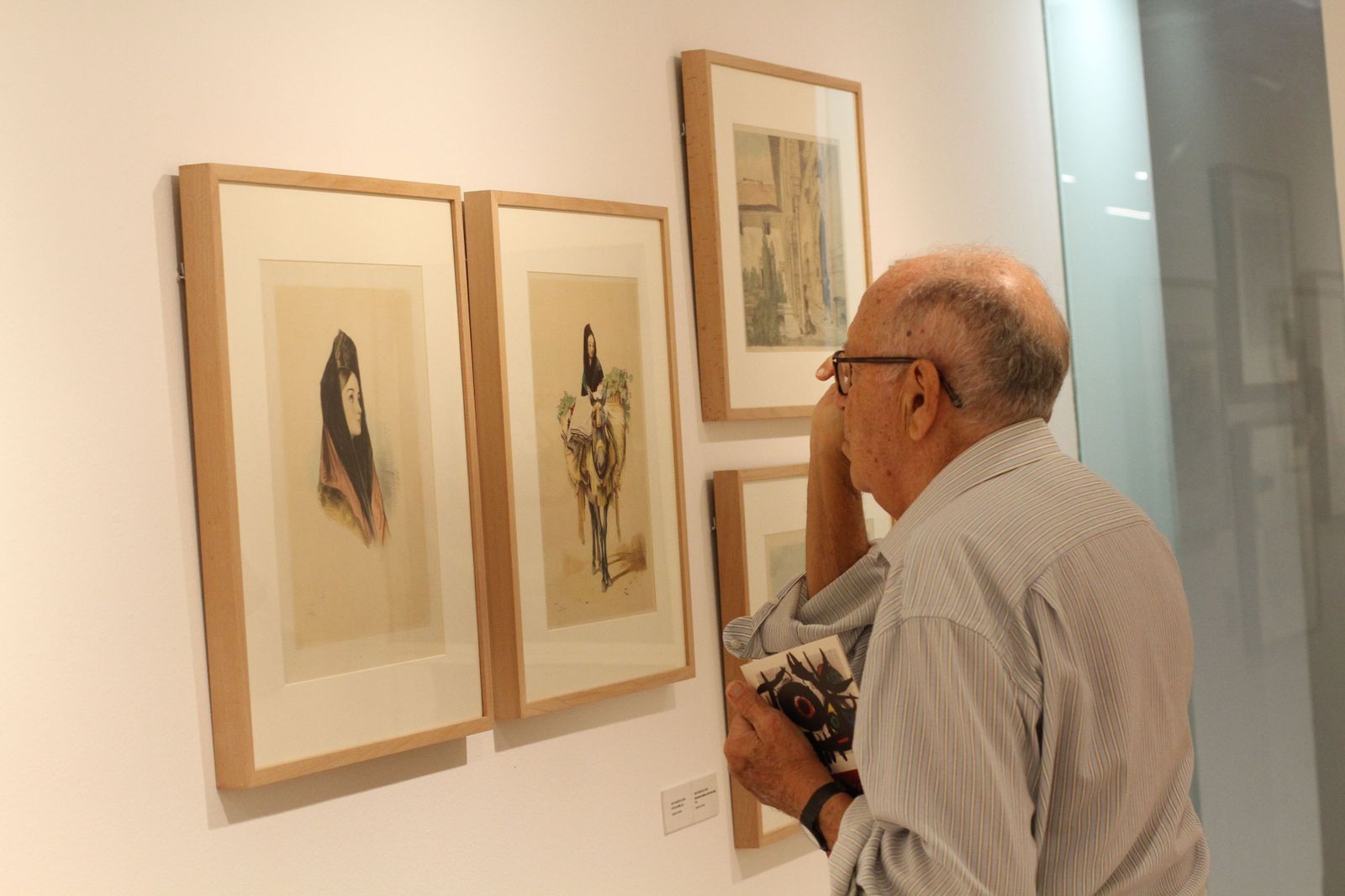 Miró y Chillida, entre los artistas contemporáneos que cuentan con obras en la selección de Cajasol.