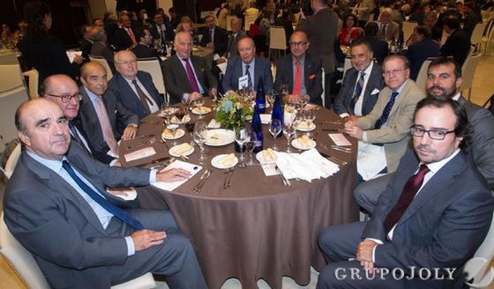 Francisco Campos, Germán Ayora, Juan Robles, Luis Alarcón, José Cañete, Luis Carlos Peris, Manuel Marchena, Felipe Luis Maestro, Alberto Máximo Pérez Calero, José Luis Gómez y Arturo Coloma. / Reportaje gráfico: Juan Carlos Vázquez y Victoria Hidalgo