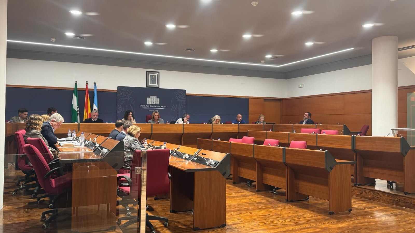 El pleno municipal tras el abandono de la oposición