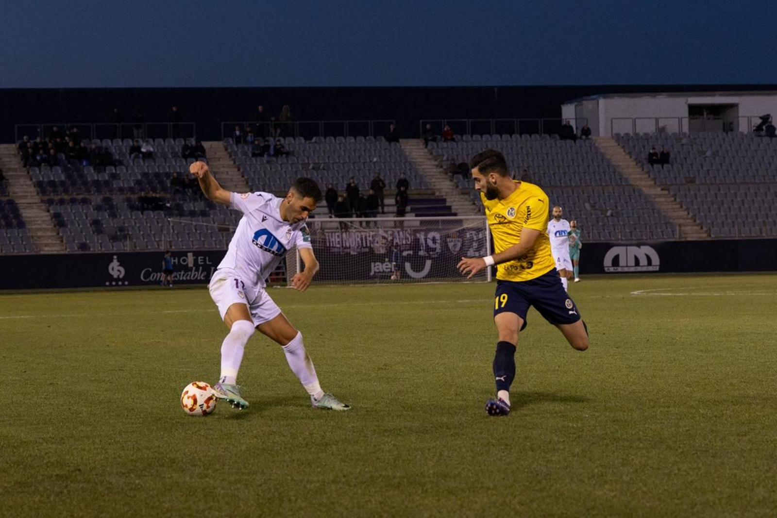 La euforia de la victoria in extremis del Real Jaén ante el Marbellí, en imágenes