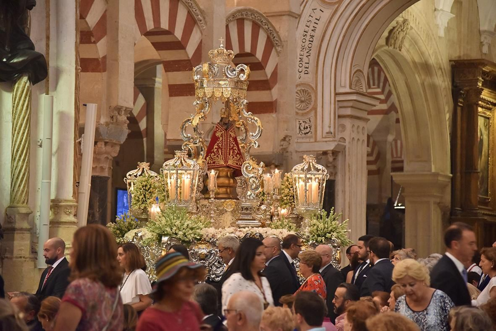 Imagen de la Fuensanta en la Mezquita-Catedral.