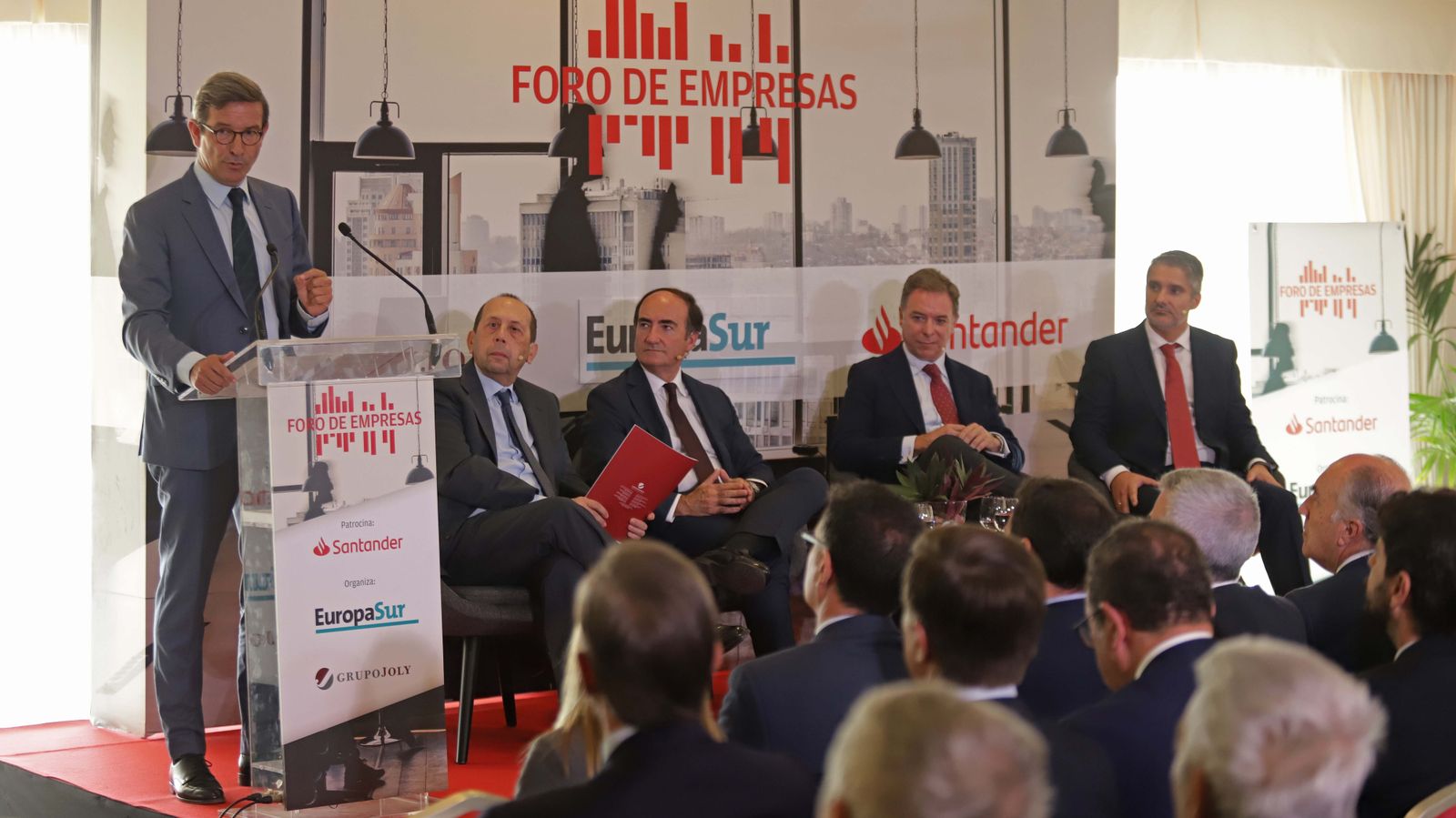 Foro de empresas del Grupo Joly con Jorge Paradelas, consejero de Industria y Energía de la Junta de Andalucía