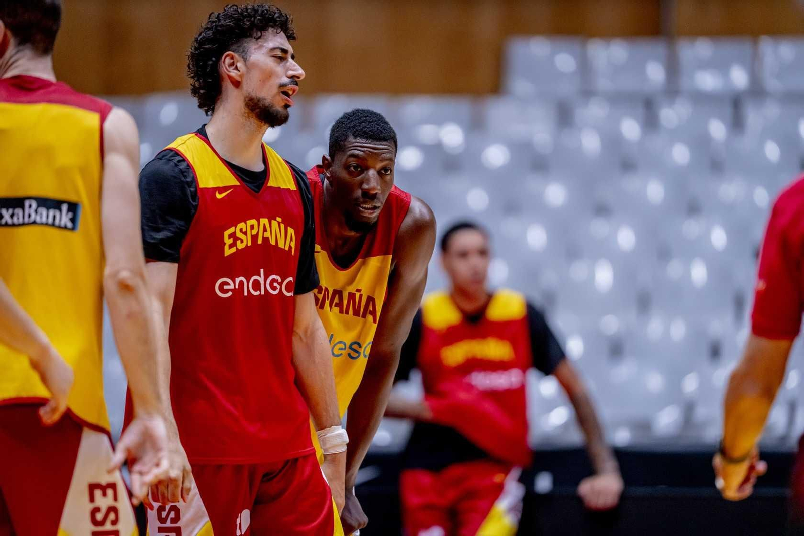 España se entrena en el Olímpic de Badalona con Alberto Díaz de espectador