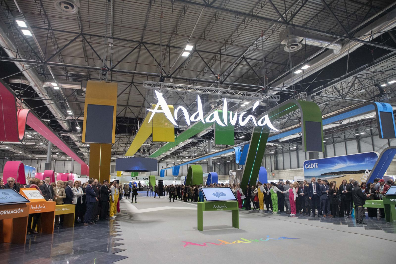 Córdoba presenta sus novedades turísticas en Fitur 2023, en imágenes