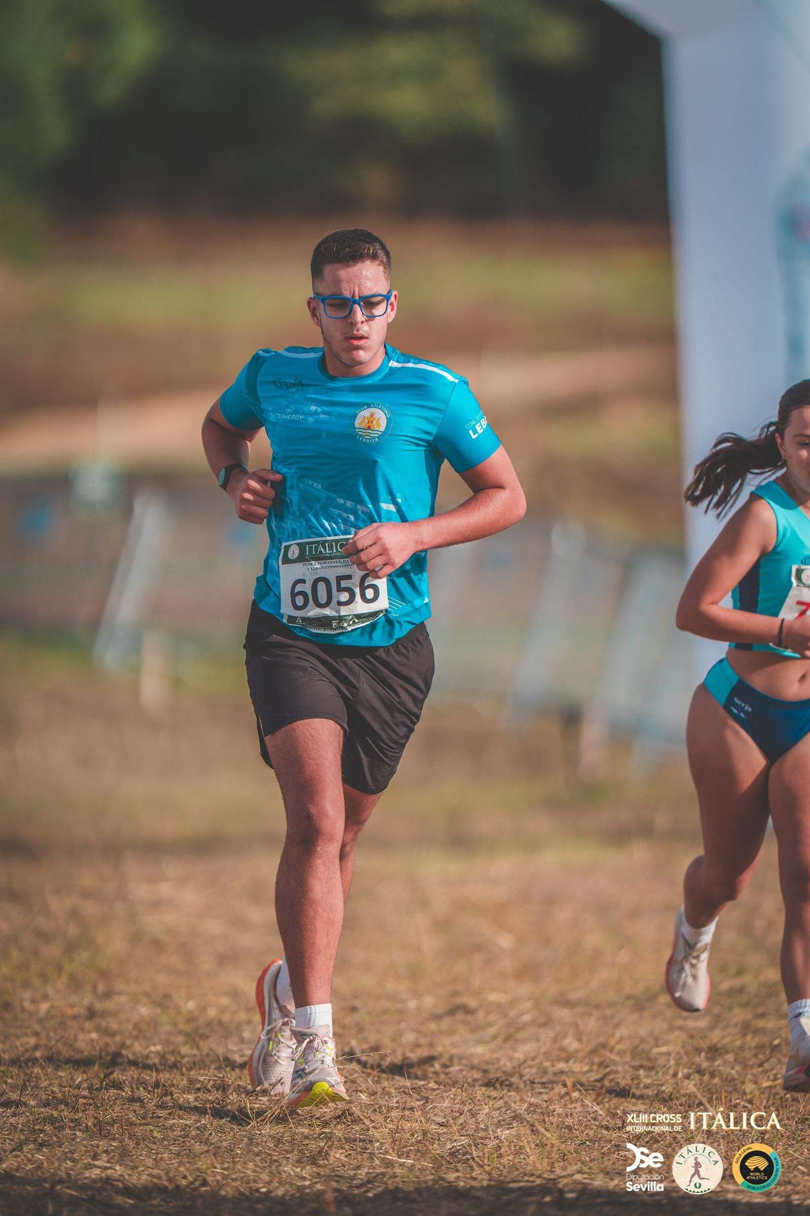 Búscate en las fotos del Cross de Itálica 2025 | 5