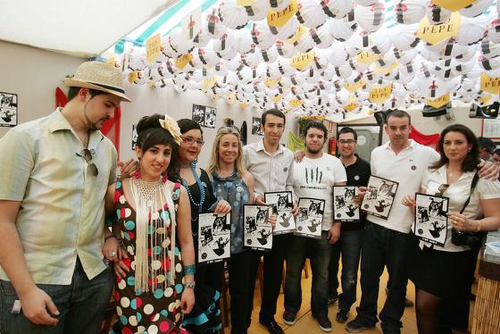 Los andalucistas presentan el comic ‘LaCoza’, otra manera de ver la política.

Foto: Pascual