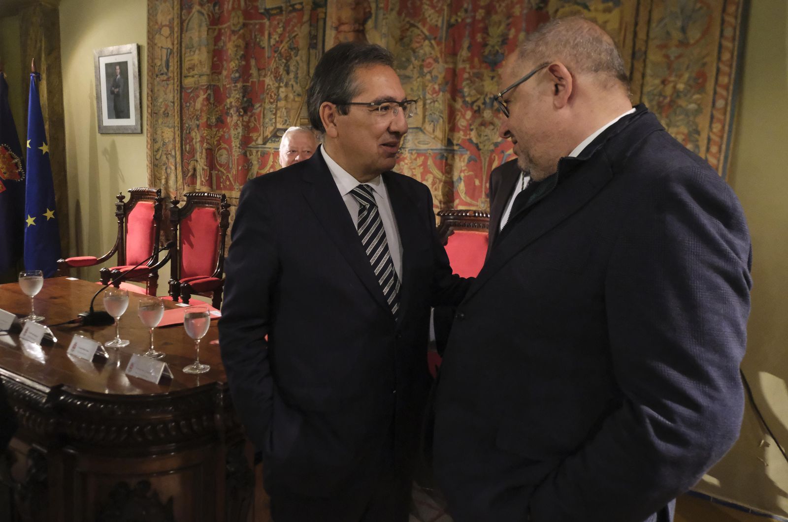 El ingreso del presidente de la Fundación Cajasol, Antonio Pulido, en la Real Academia de Córdoba, en imágenes