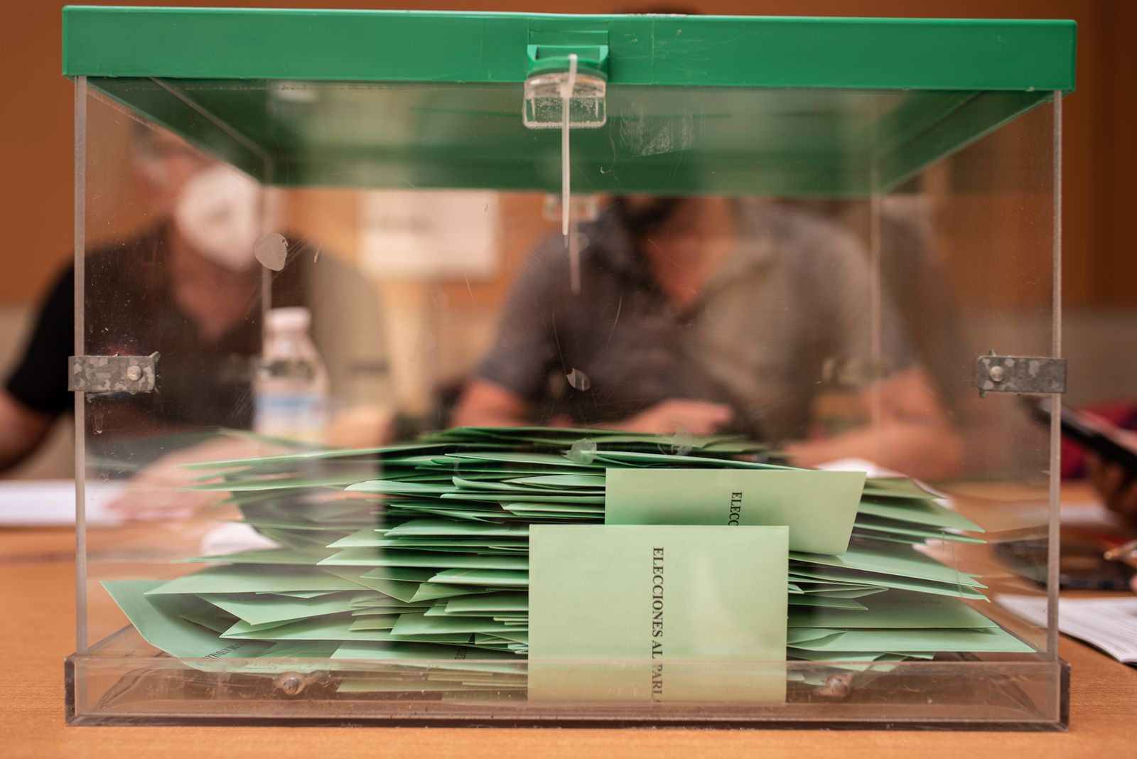 Imágenes de la jornada electoral en Huelva