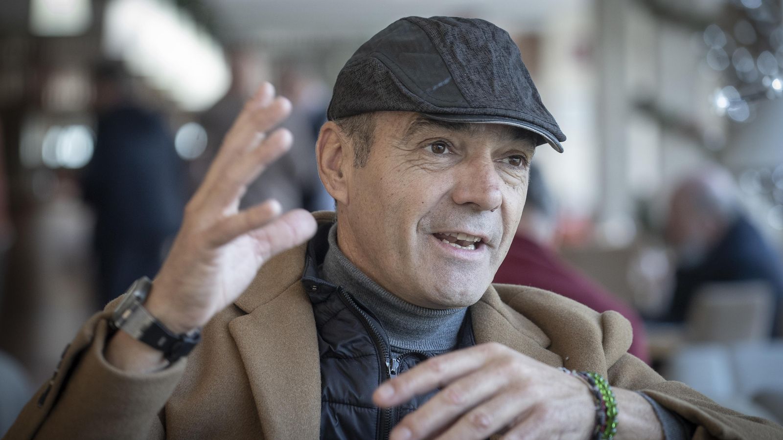 El Cid durante la entrevista en el Real Círculo de Labradores. El Cid durante la entrevista en el Real Círculo de Labradores.