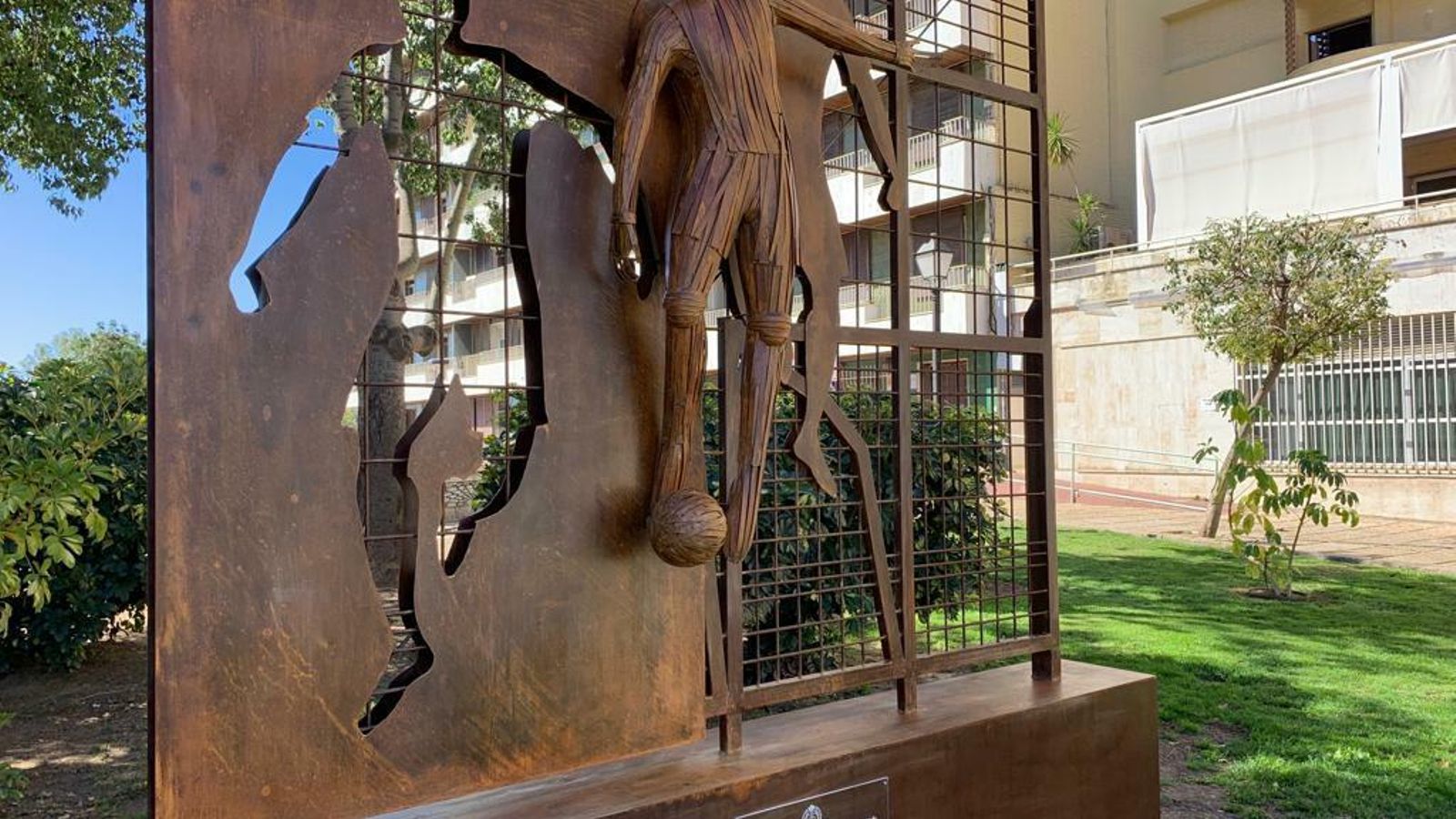 Aspecto actual del Monumento al Velódromo.