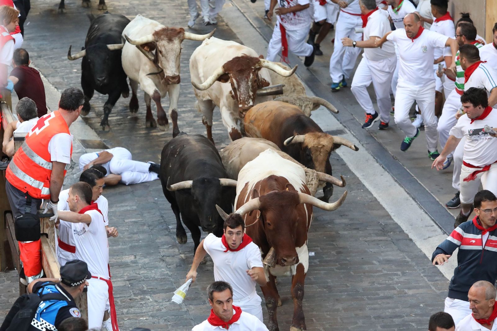 El quinto encierro de los Sanfermines, en imágenes