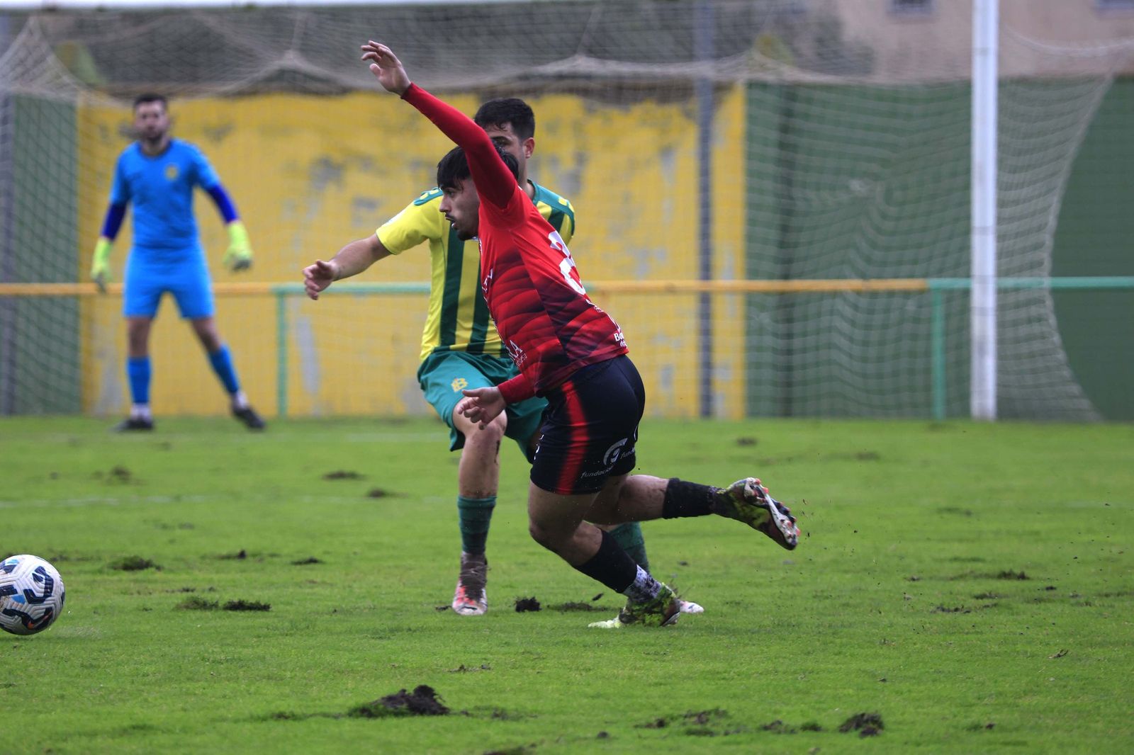 Las fotos de la visita del Egabrense de Rafa Escobar a la Unión Deportiva Los Barrios