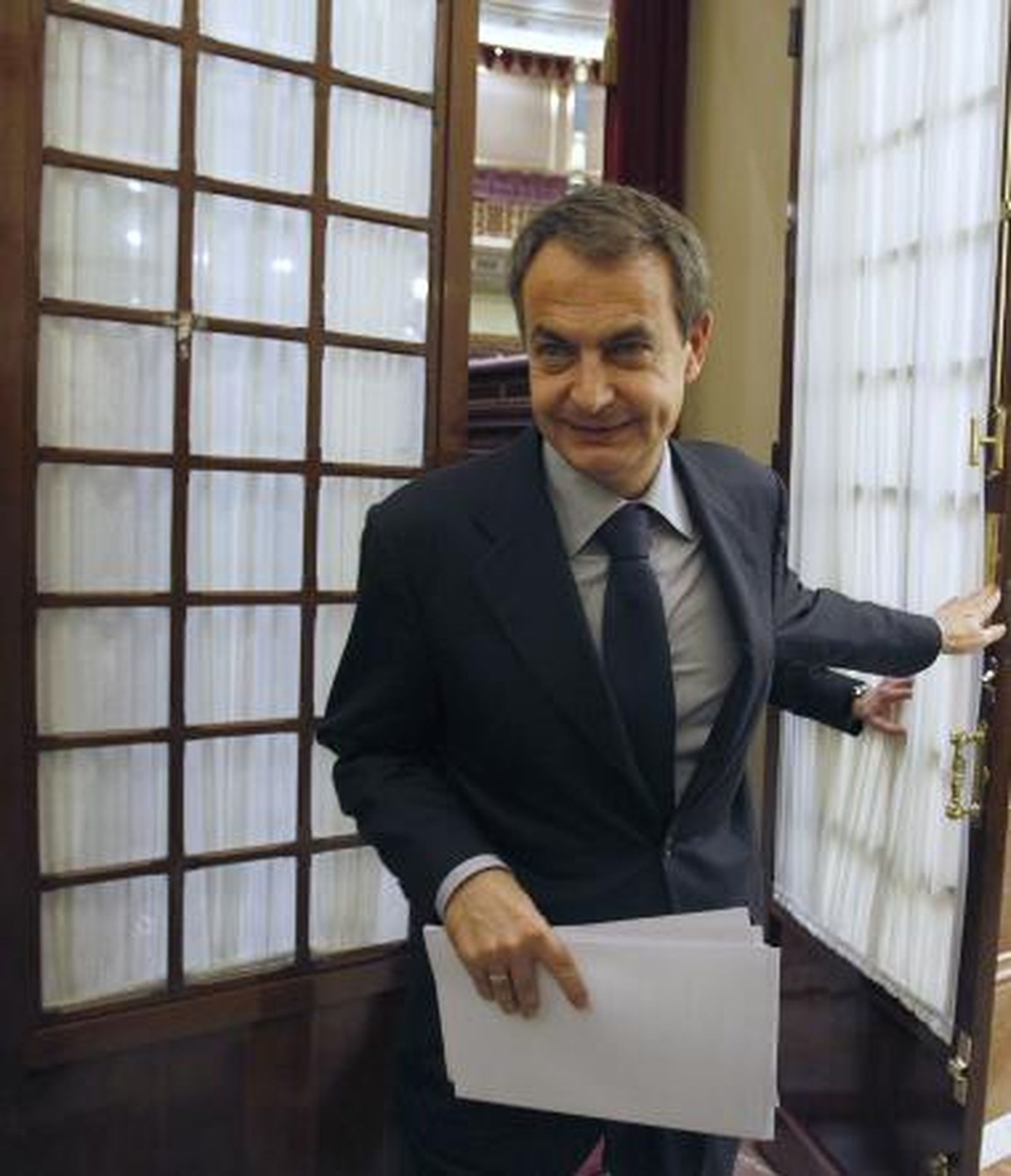 Zapatero se reúne el sábado con 30 grandes empresas para impulsar la economía