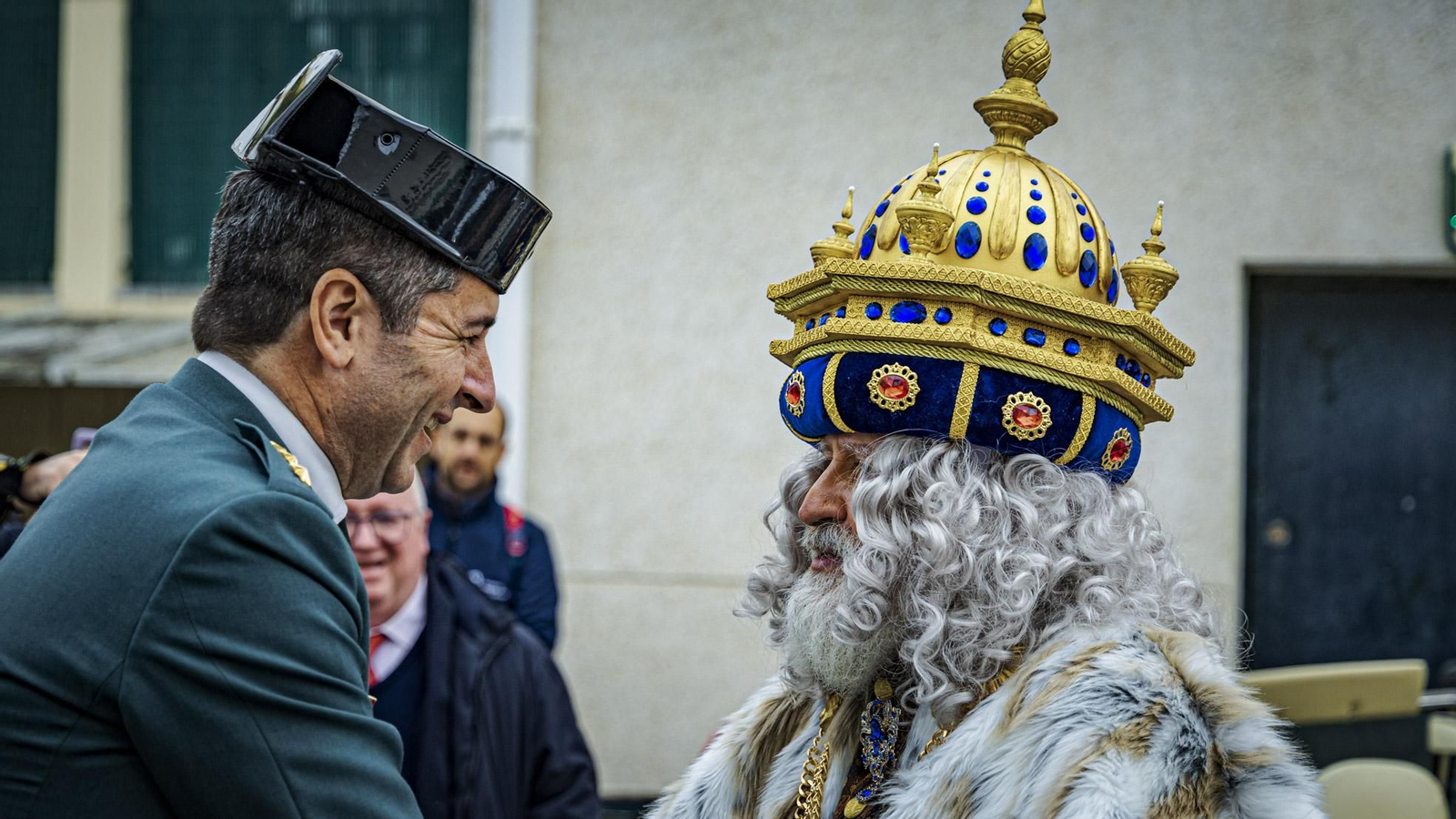 Las imágenes de SS.MM. los Reyes Magos en Cádiz: Visitas y cabalgata