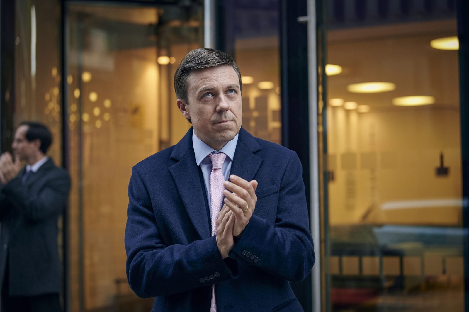 'This England': La serie con Kenneth Branagh como Boris Johnson