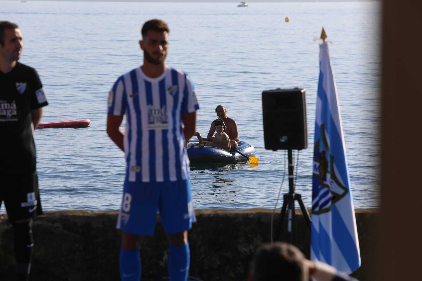 Galería de fotos de las camisetas del Málaga CF 2021/22