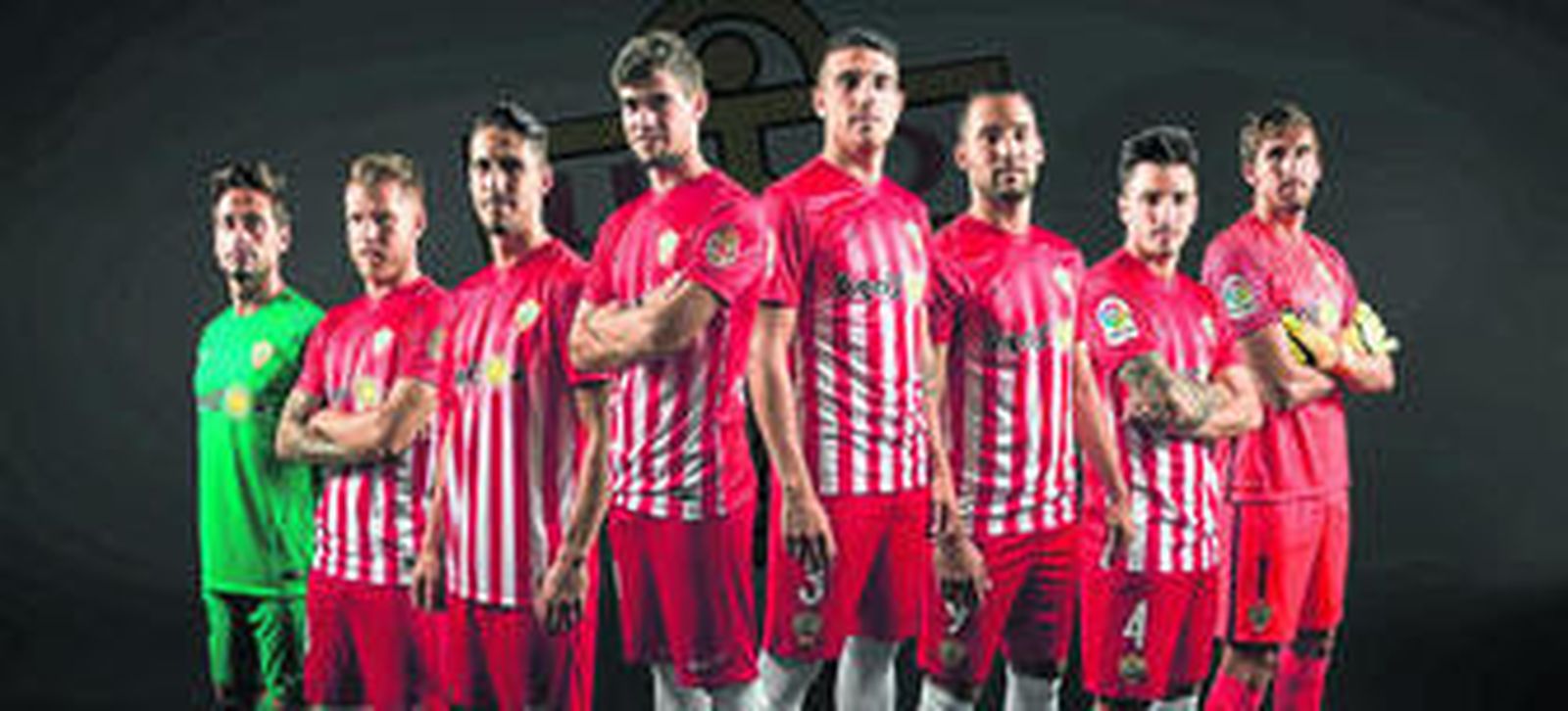 En la nueva primera indumentaria predominará el rojo sobre el blanco, con el frontal en efecto difuminado y la espalda entera roja.