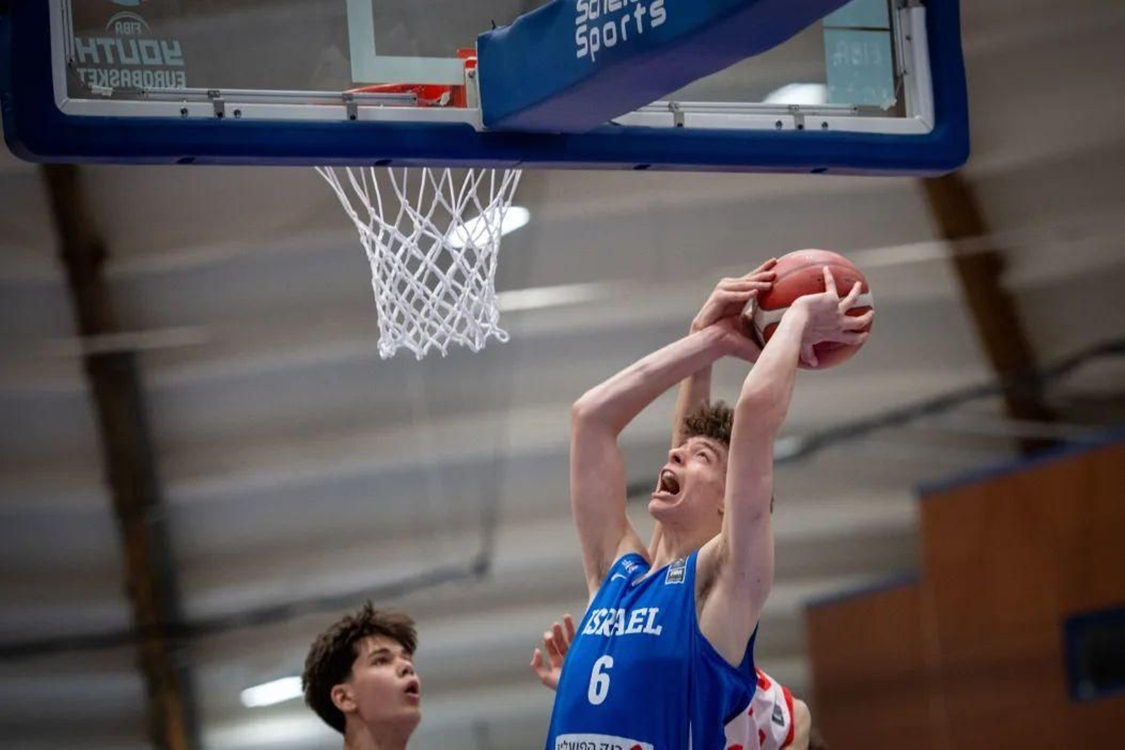 Europeo sub 18: Otro partidazo de Mario Saint Supéry, pero sin medalla