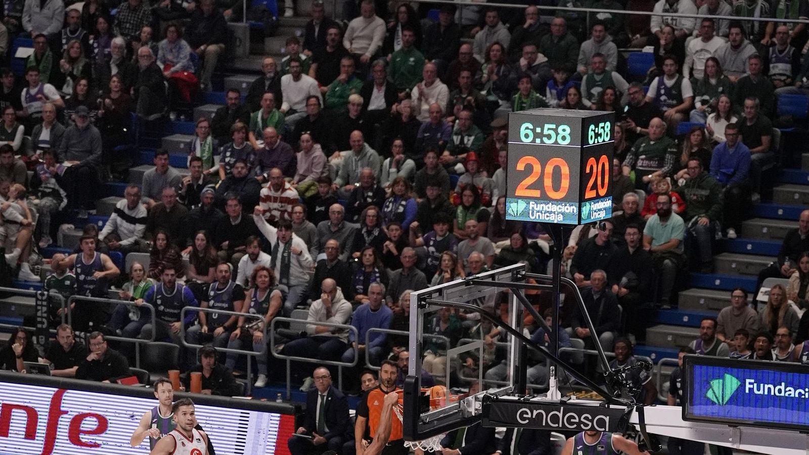 El Unicaja-Casademont Zaragoza, en fotos