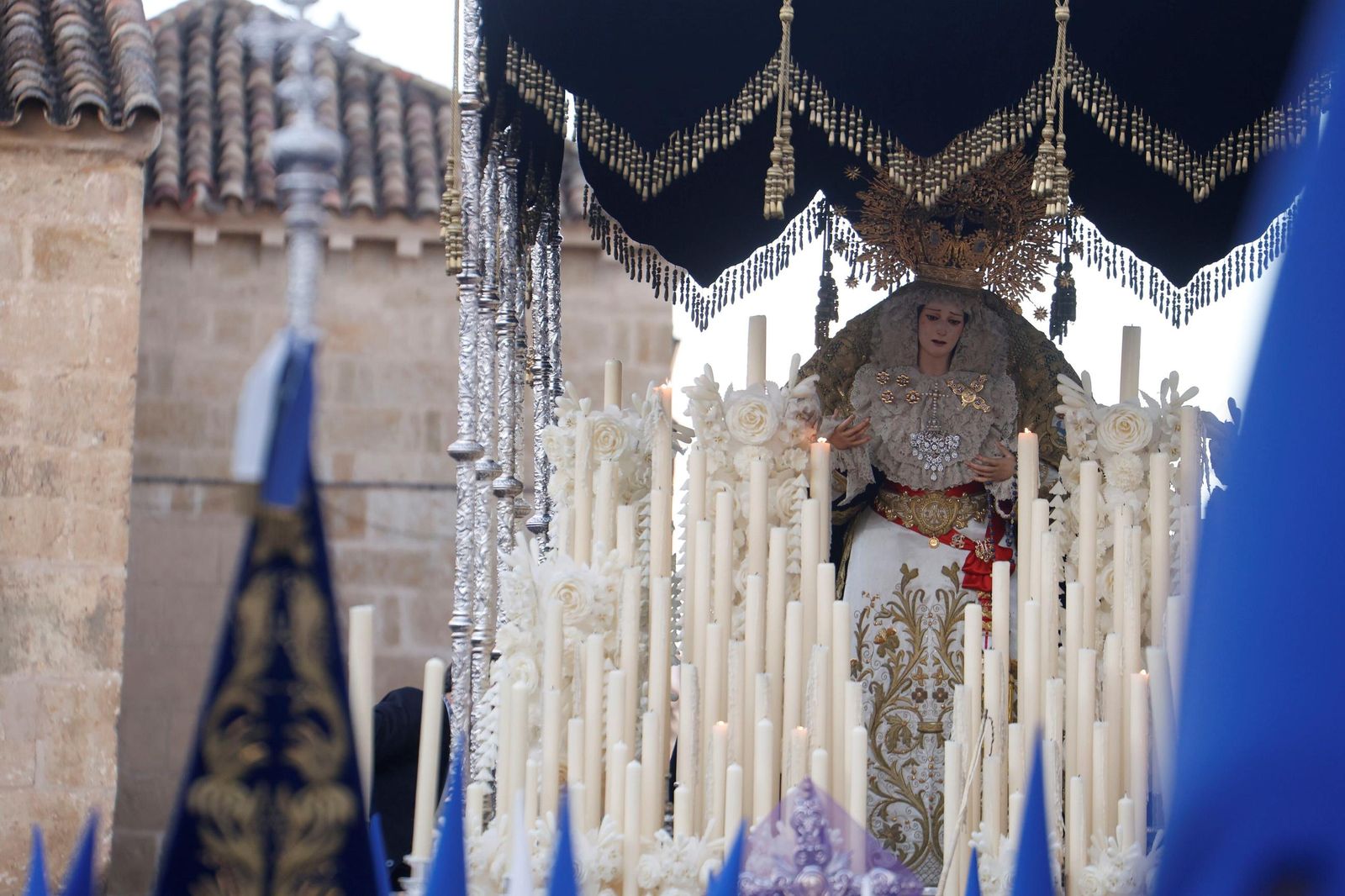 La procesión del Prendimiento en este Martes Santo de Córdoba, en imágenes