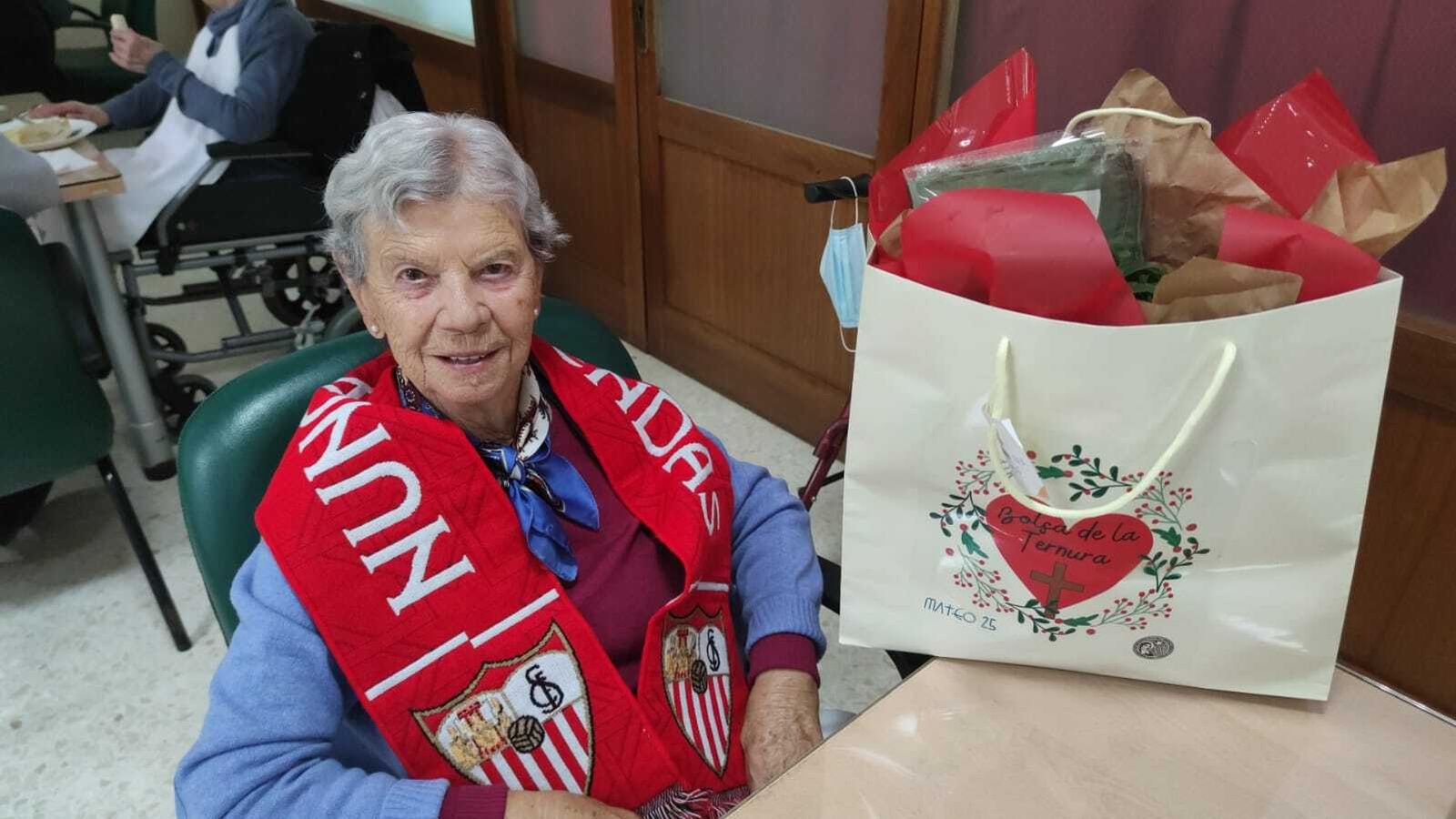 La peña organizó una merienda el Día de Reyes.