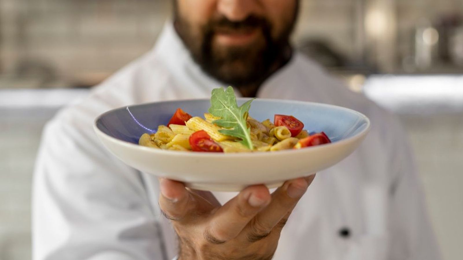 Manipulador de alimentos: la figura clave en la seguridad alimentaria