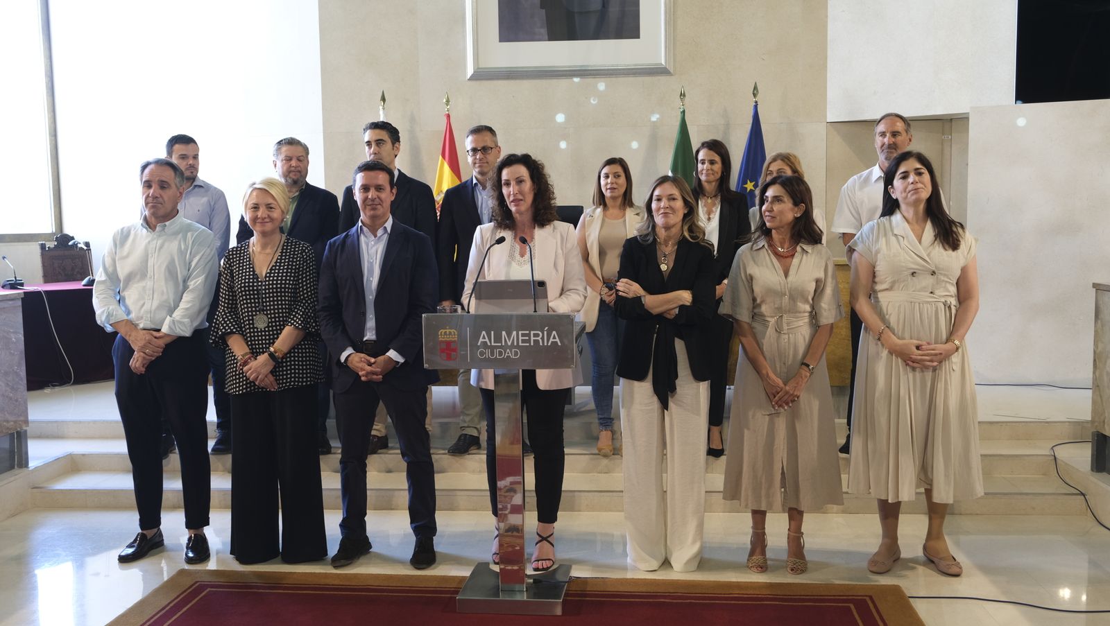 Imágenes del reparto de competencias en las concejalías del Ayuntamiento de Almería