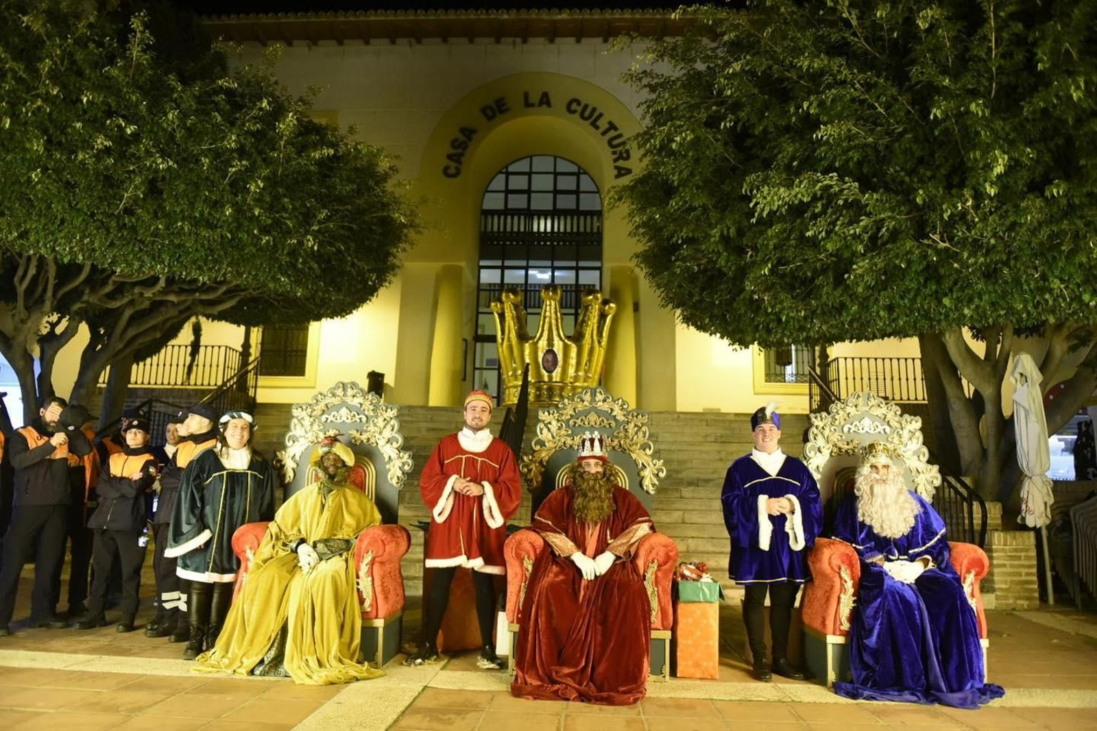 Cabalgata de Reyes Magos en Rincón de la Victoria.jpg
