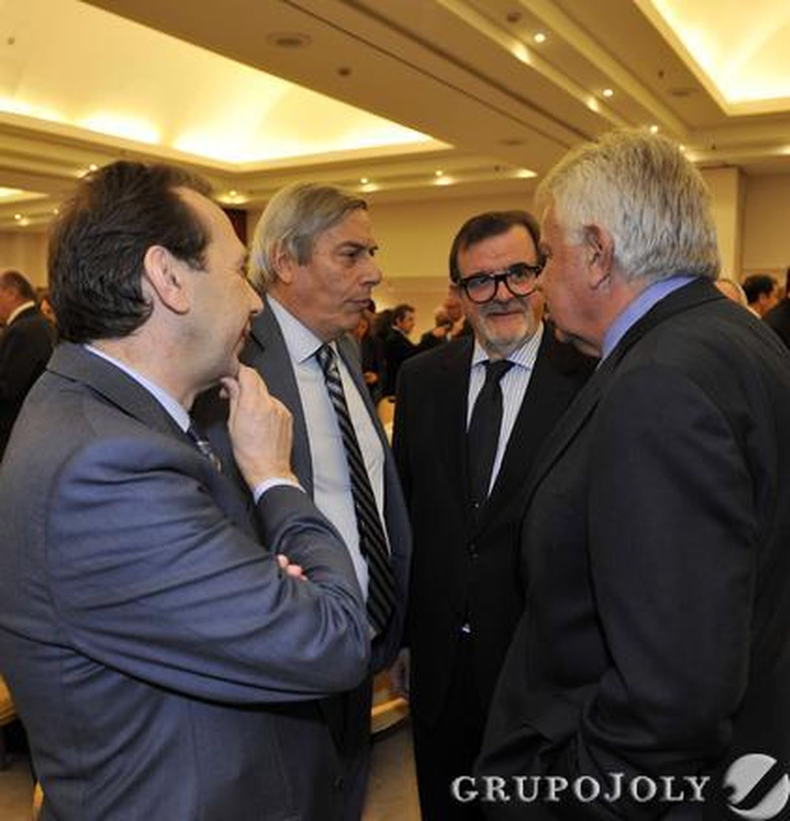 José Antonio Carrizosa, José Aureliano Recio, José Rodríguez de la Borbolla y Felipe González.

Foto: Juan Carlos Vázquez / Belén Vargas/ Manuel Gómez