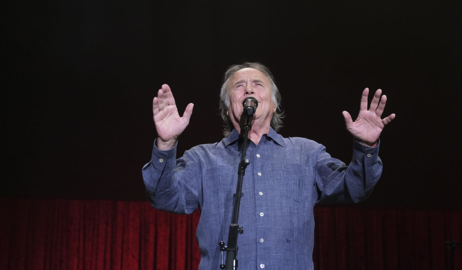 Las fotografías del concierto de despedida de Joan Manuel Serrat en Córdoba