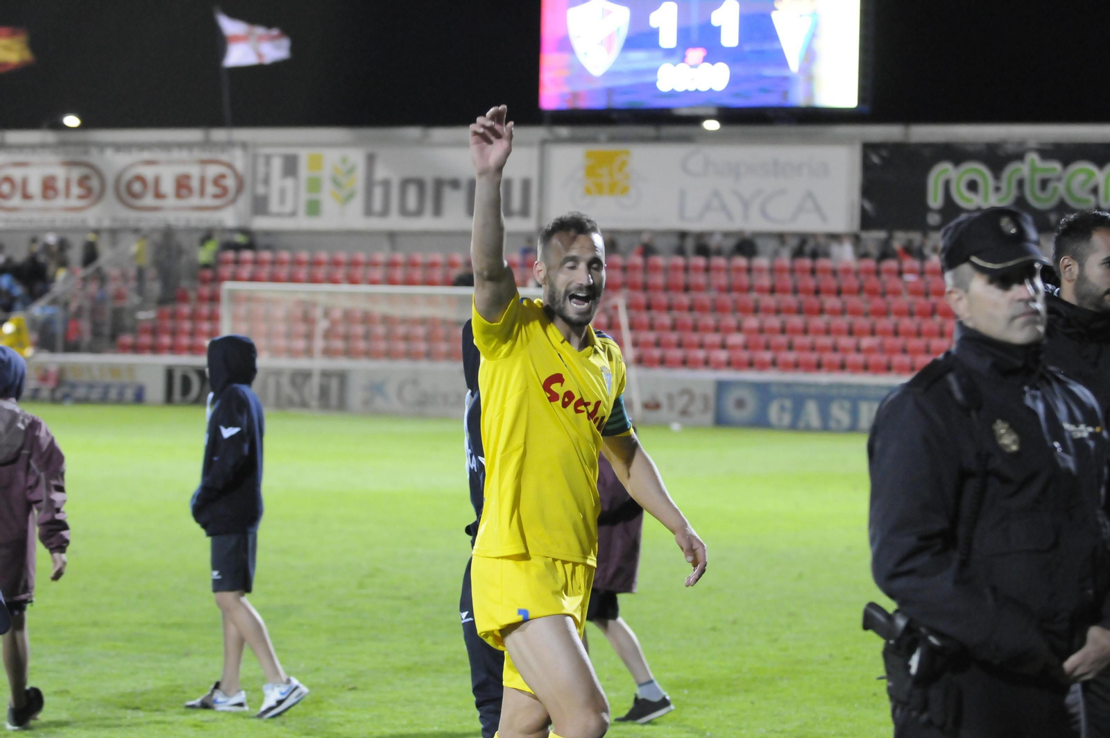 Las imágenes del Huesca-Cádiz