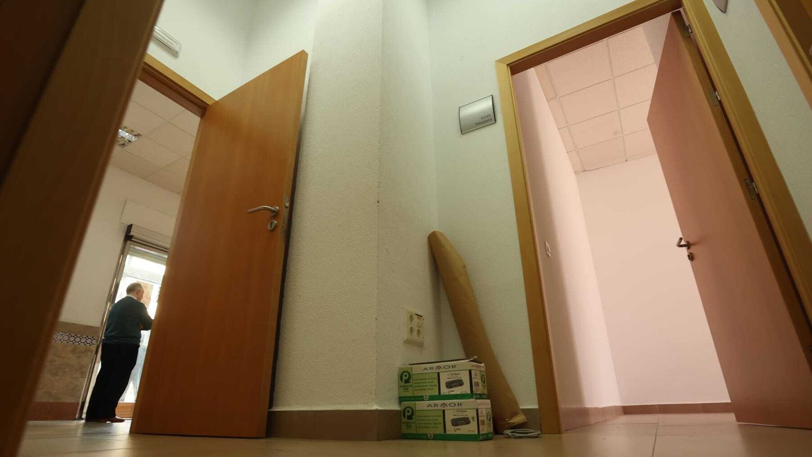 El despacho del forense de guardia.