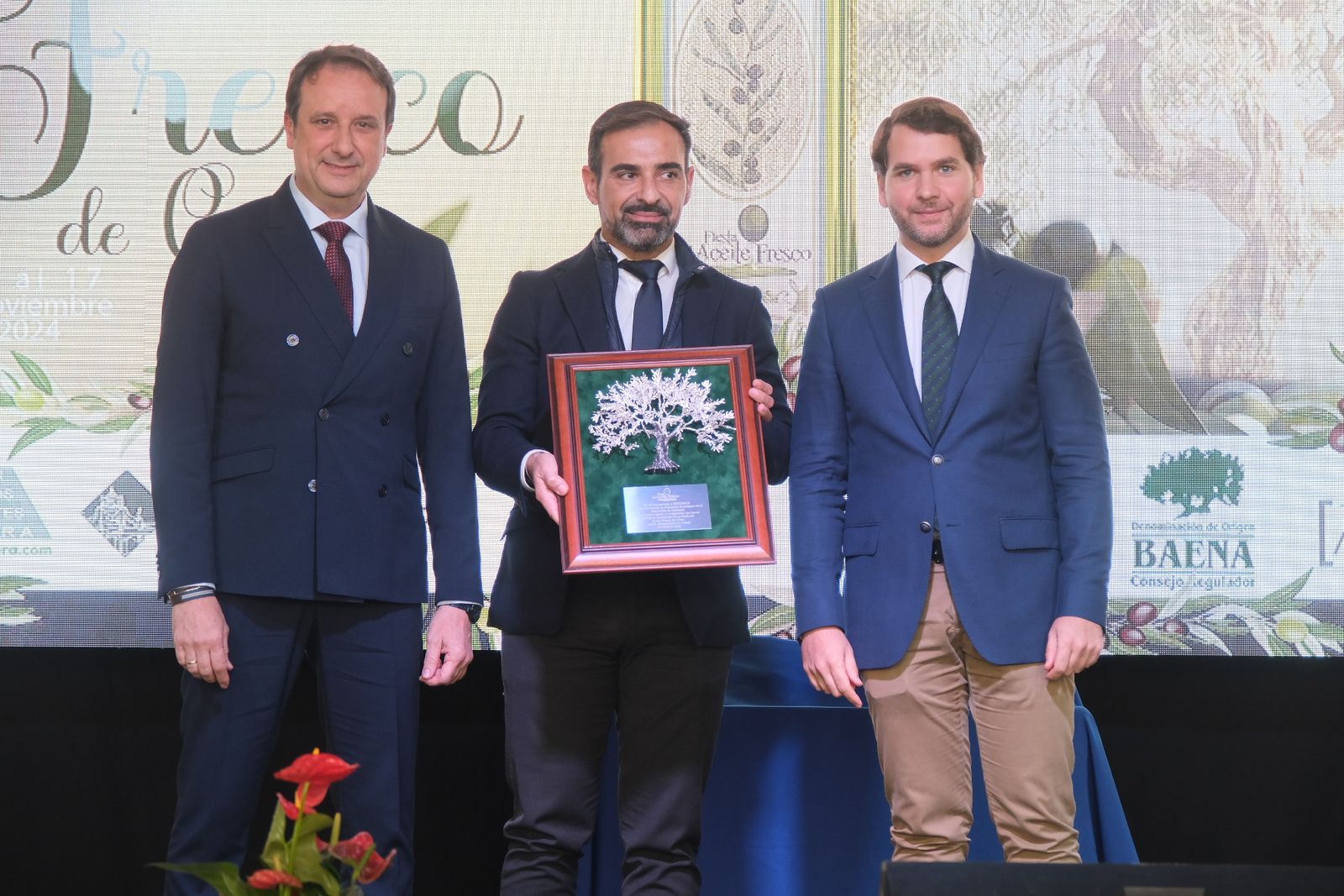 Las imágenes de la Fiesta del Aceite Fresco de Cabra