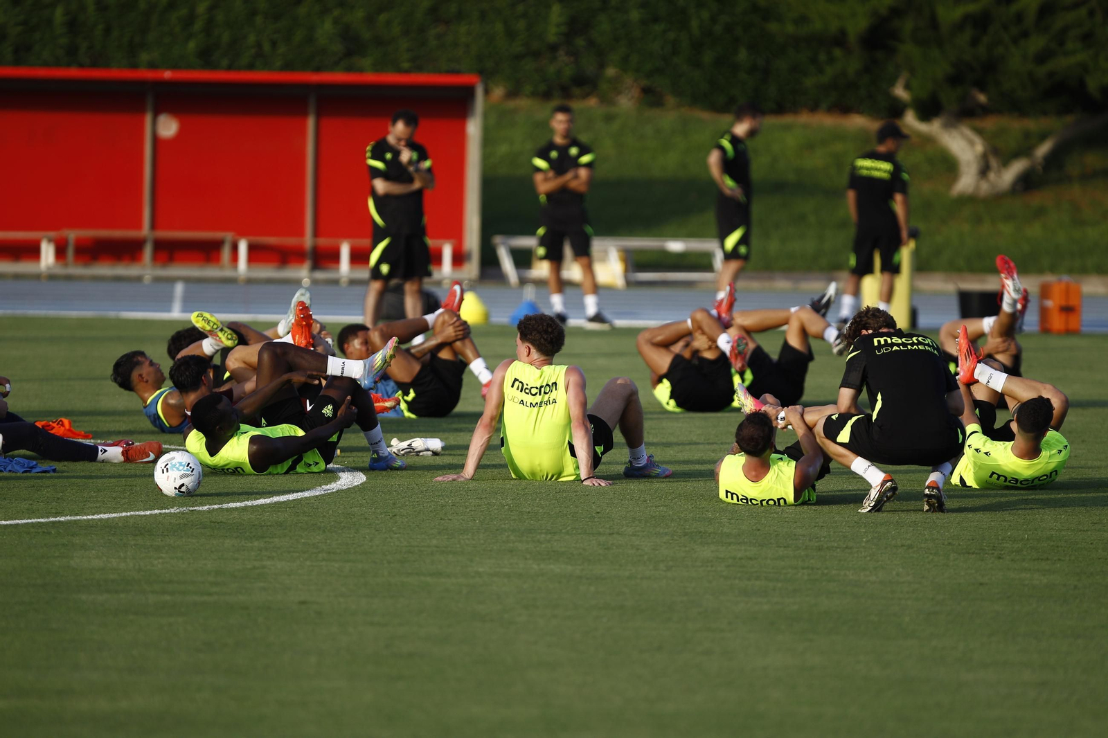 Primer entrenamiento de la Temporada 2025-2026 de la U.D. Almería, en imágenes