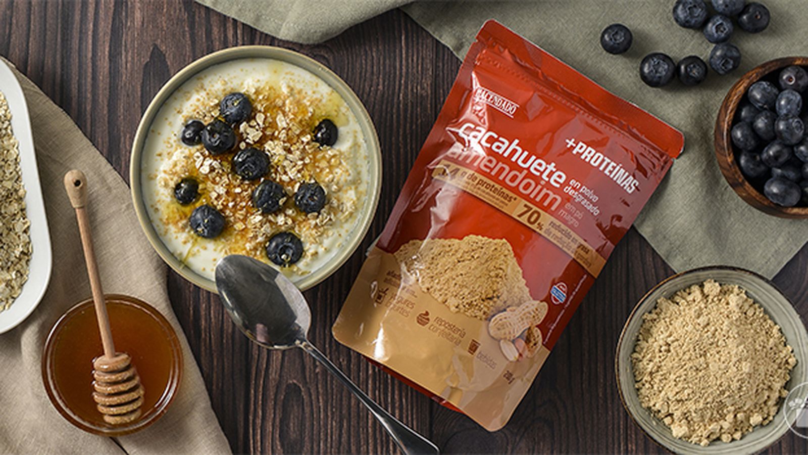 Ingredientes para preparar bol de yogur de cacahuete en polvo de Mercadona