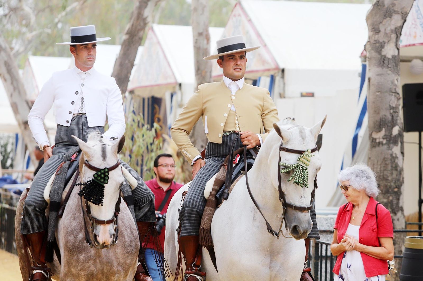 Feria del Caballo 2023: Imágenes del ambiente en la tarde del sábado