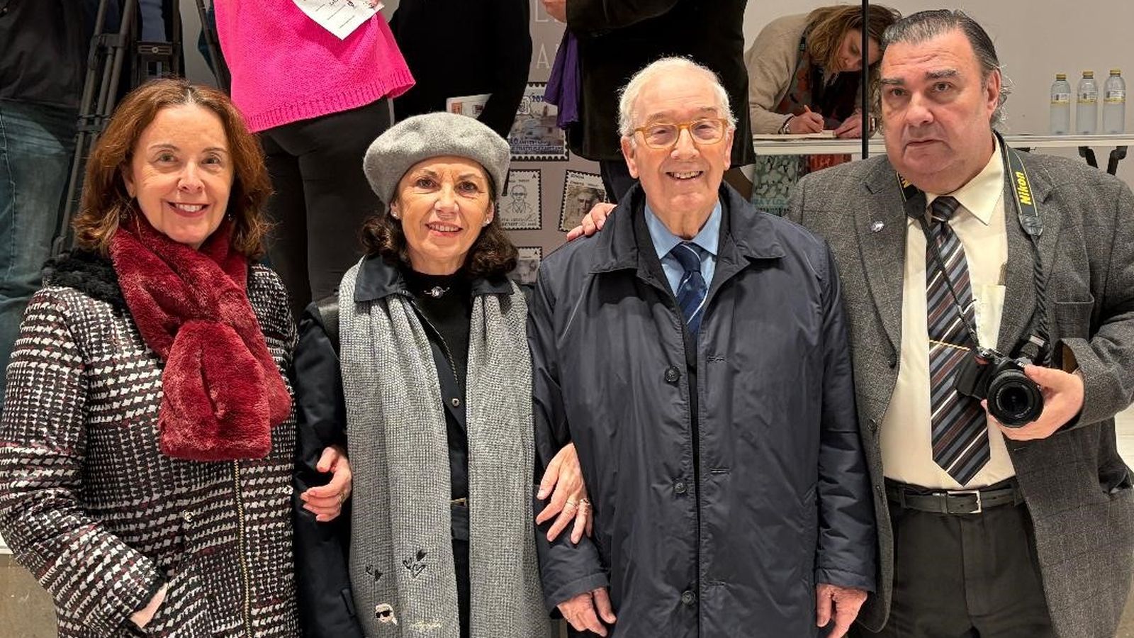 Loli Ríos, María del Carmen Vargas, José Ossorio y Ricardo Moreno, tras finalizar la presentación.