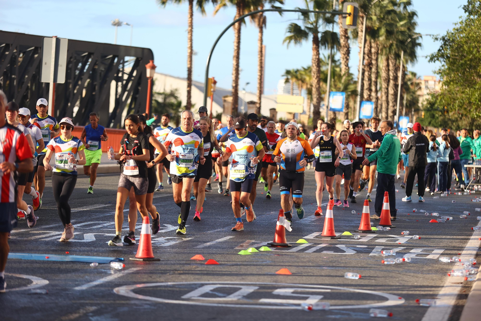 Las mejores fotos de la Media Maratón de Málaga 2024 Las mejores fotos de la Media Maratón de Málaga 2024