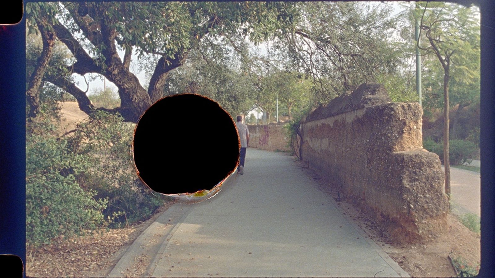 Una imagen del ensayo documental 'Caja de resistencia'