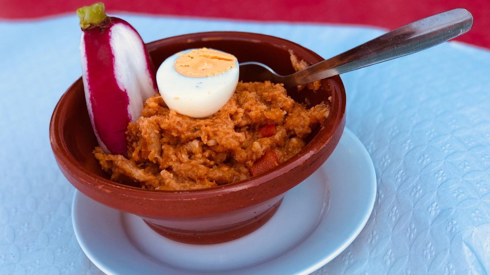 Ajo del Bar La Teja, en Jerez.