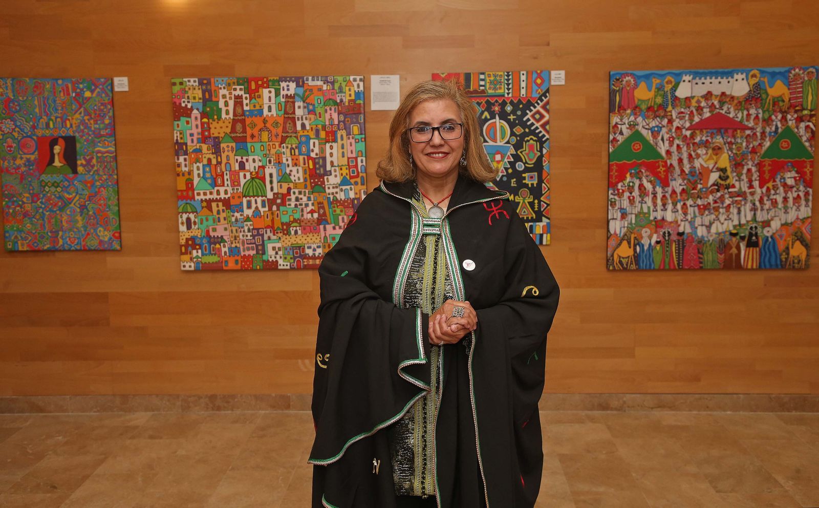 Fotos de la exposición de Zahira Tigtate en Algeciras