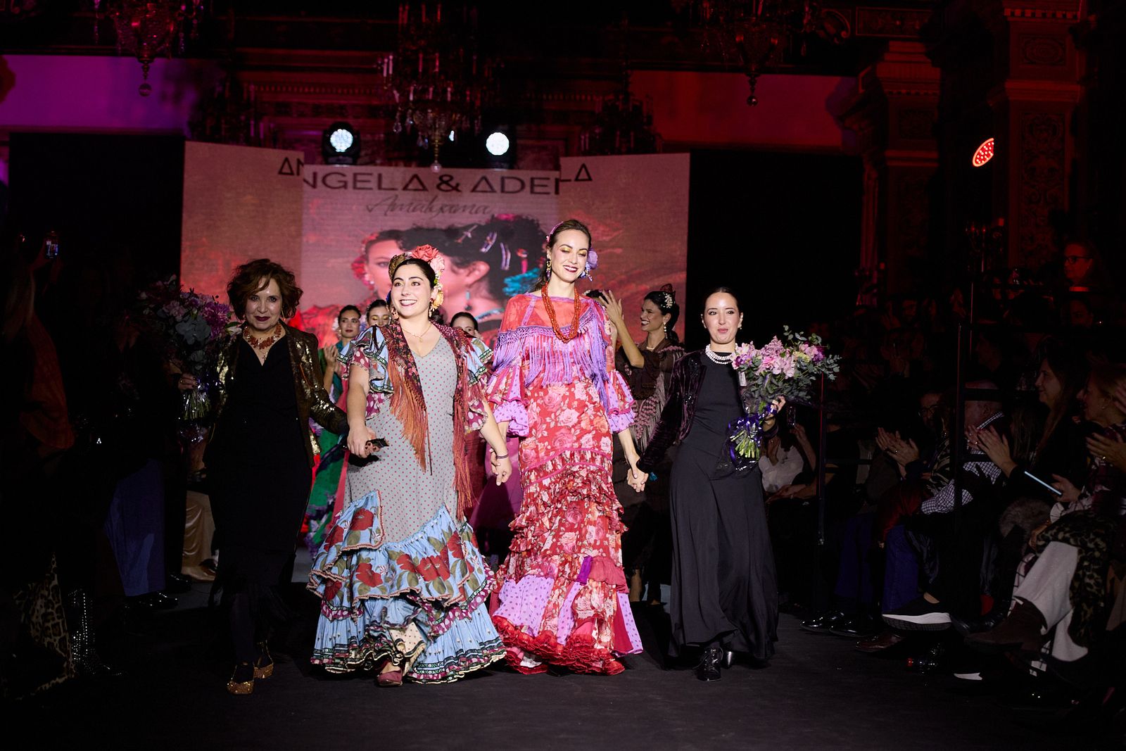 El desfile de Ángela & Adela en We Love Flamenco 2026, todas las fotos