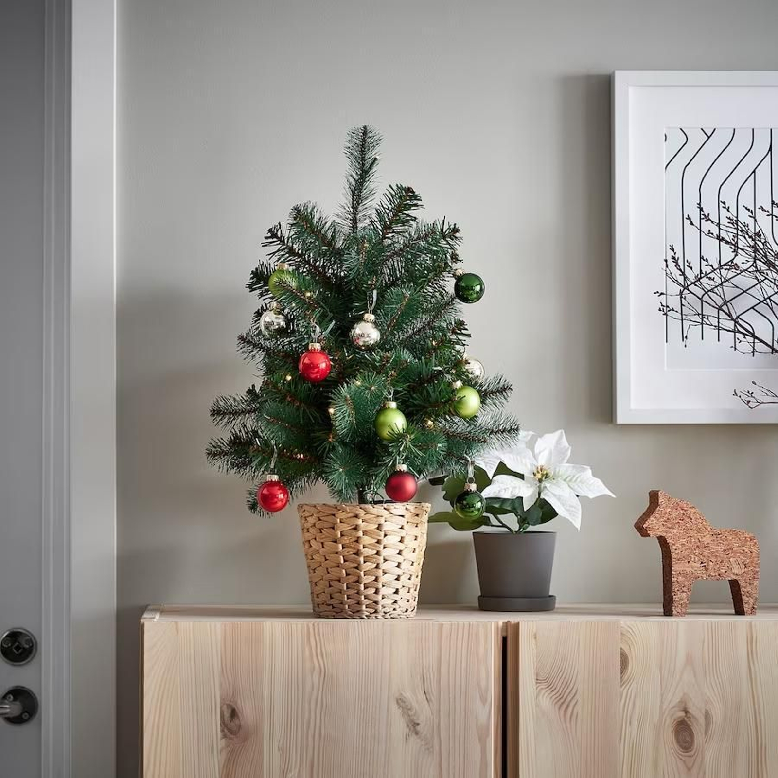 Pequeño árbol de Navidad (Ikea).
