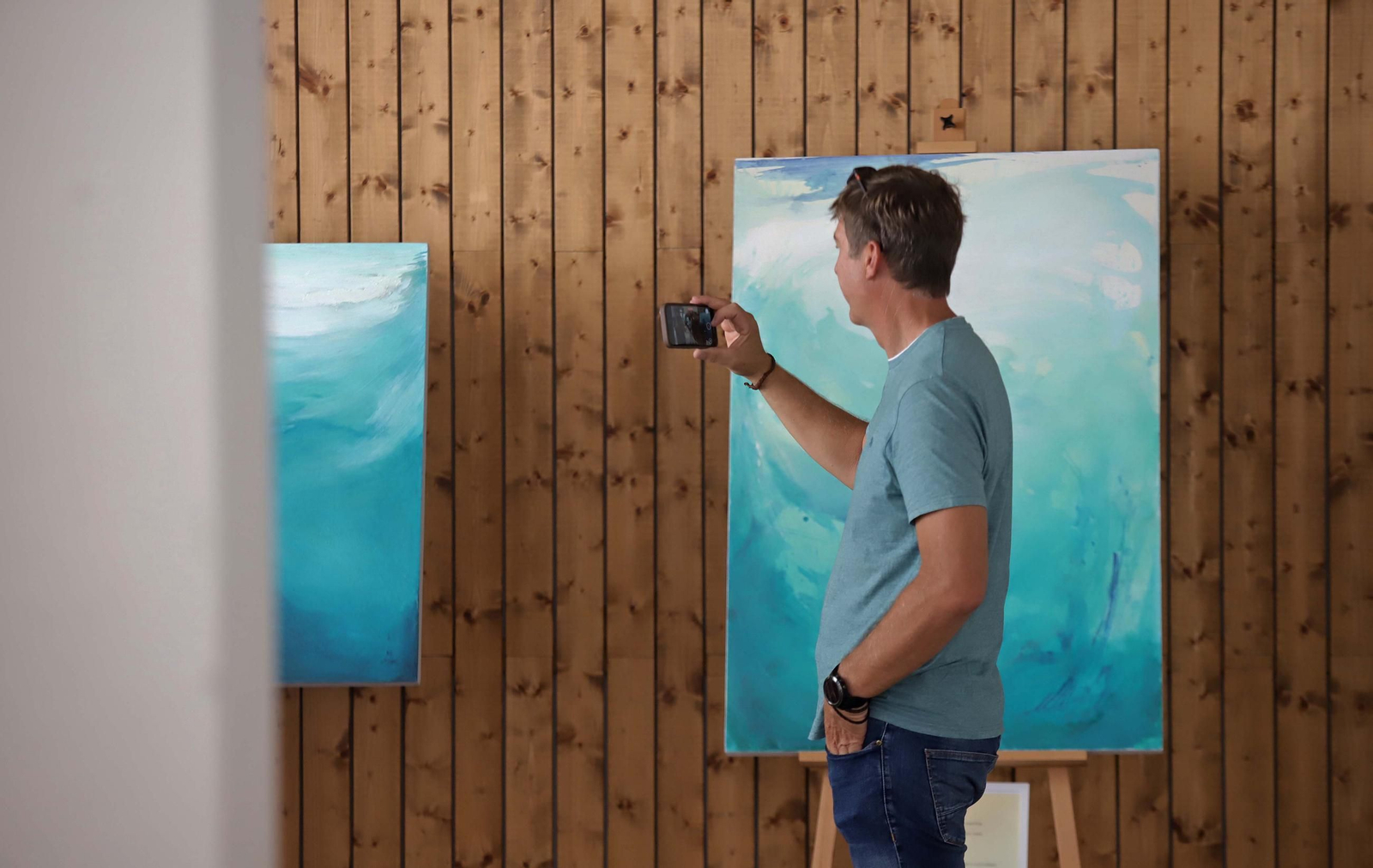 Fotos de la exposición 'Mar y poesía: una sinergia sensorial' en Algeciras