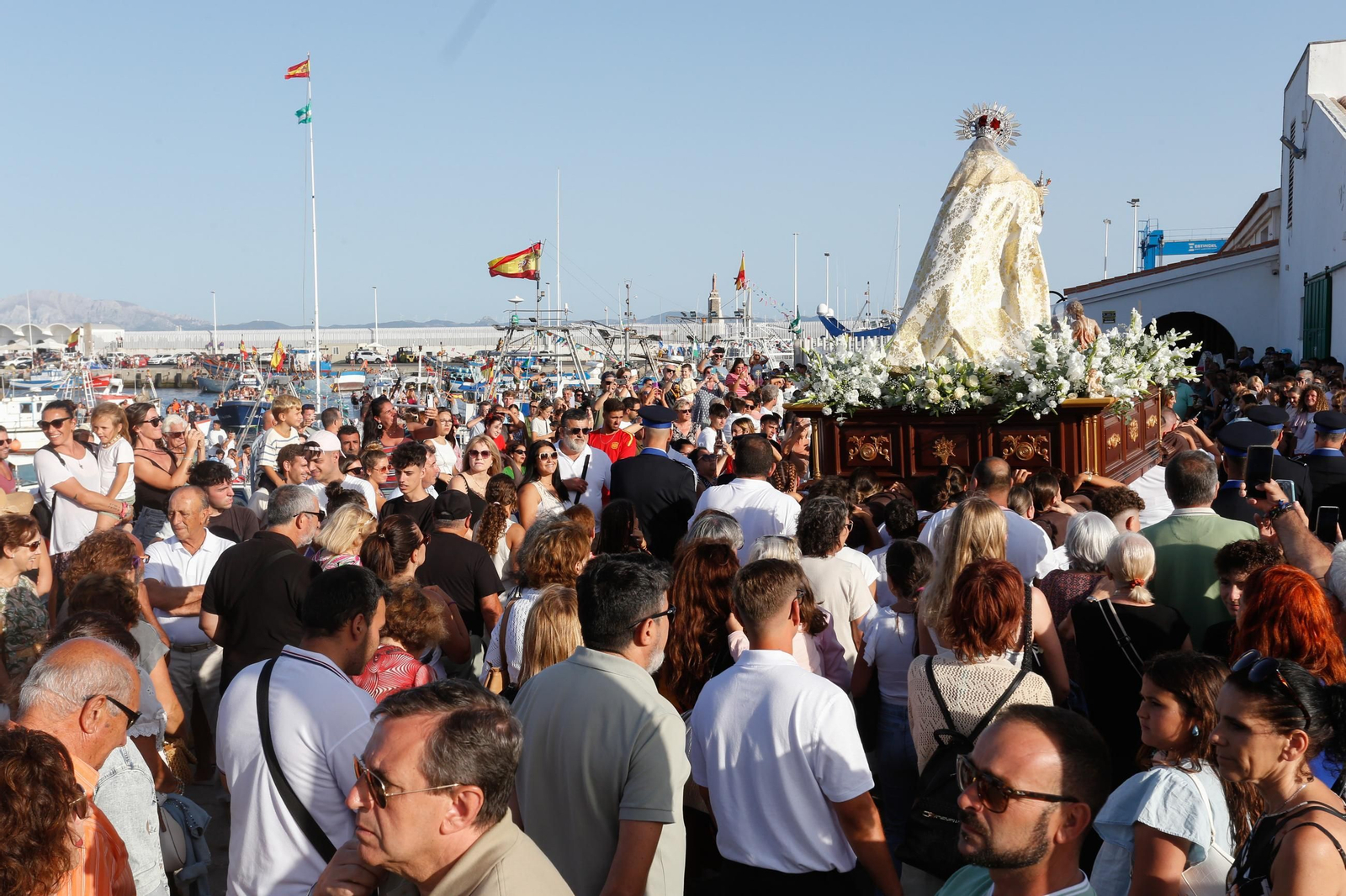 Fervor en Tarifa por la Virgen del Carmen