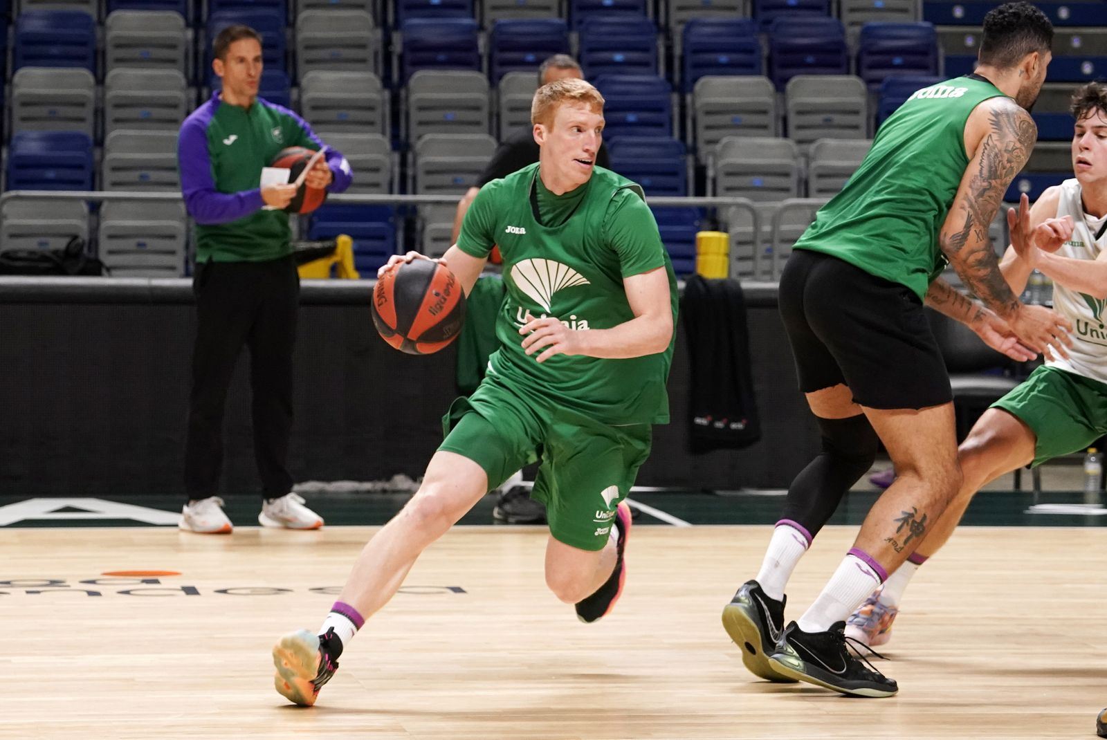 Buenas noticias: El Unicaja pudo ejercitarse con Dylan Osetkowski