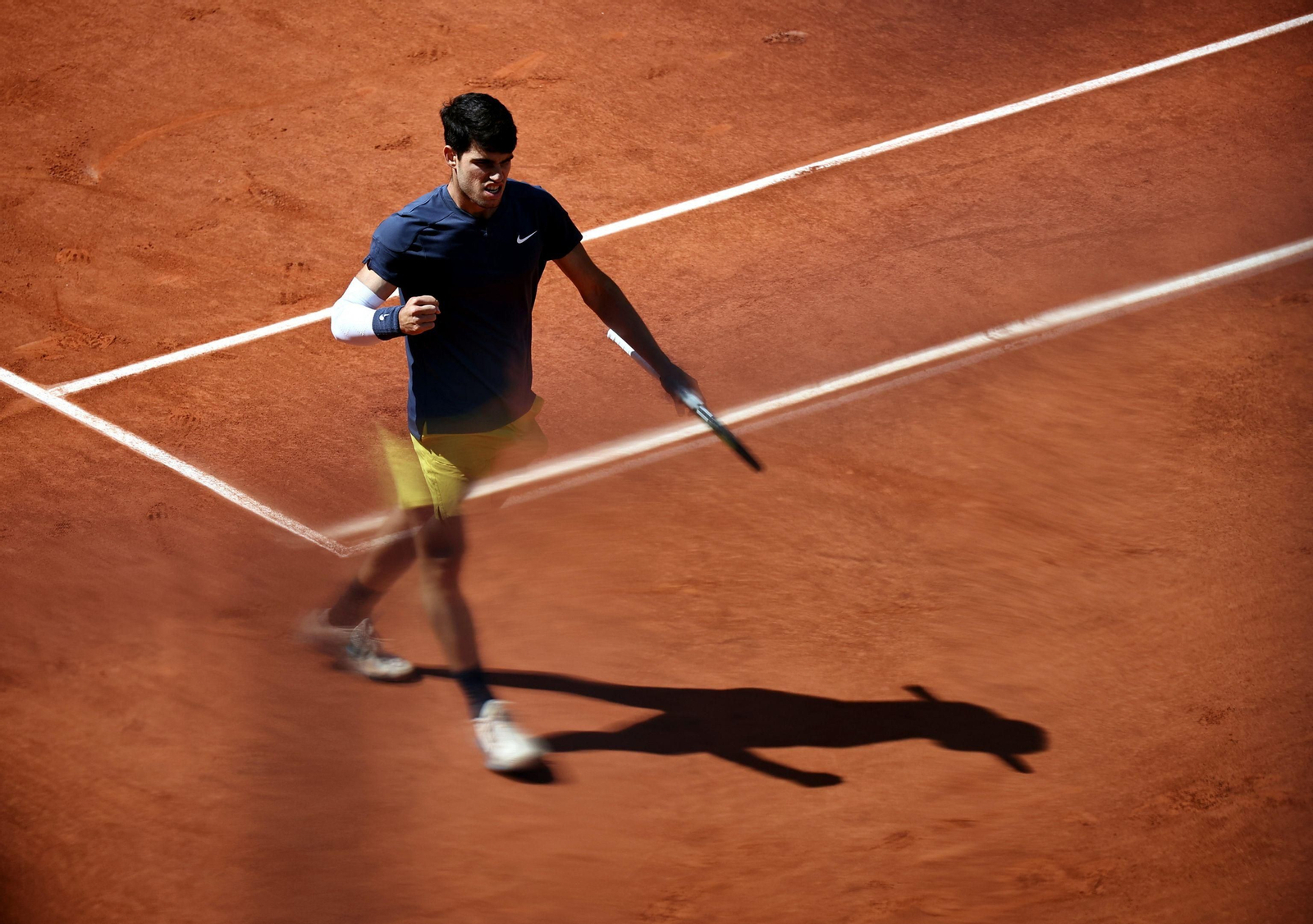 Las fotos del primer título de Carlos Alcaraz en Roland Garros