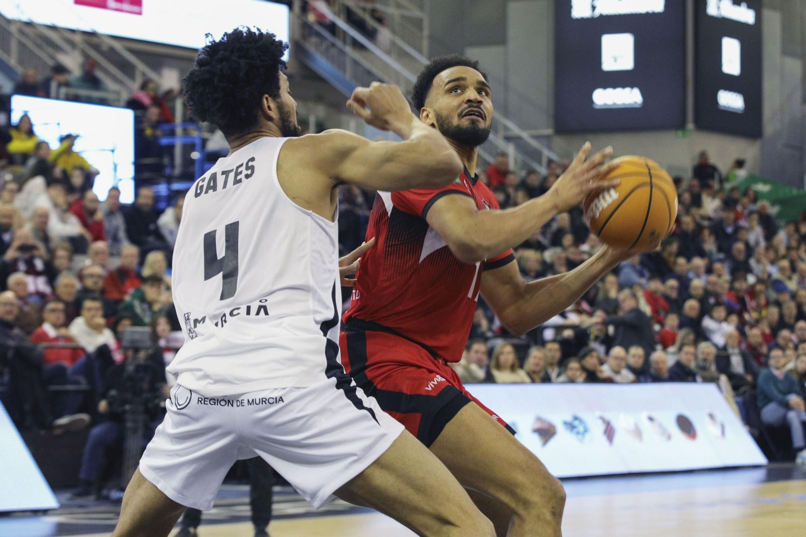 Las mejores imágenes del Covirán Granada-UCAM Murcia