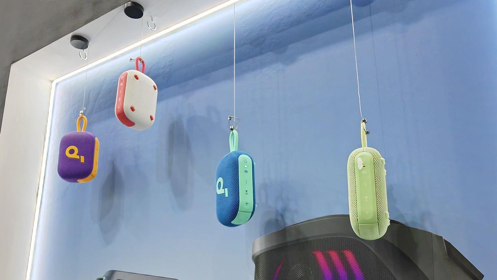 Altavoz Soundcore Select 4 Go, en el expositor de Anker en IFA 2024